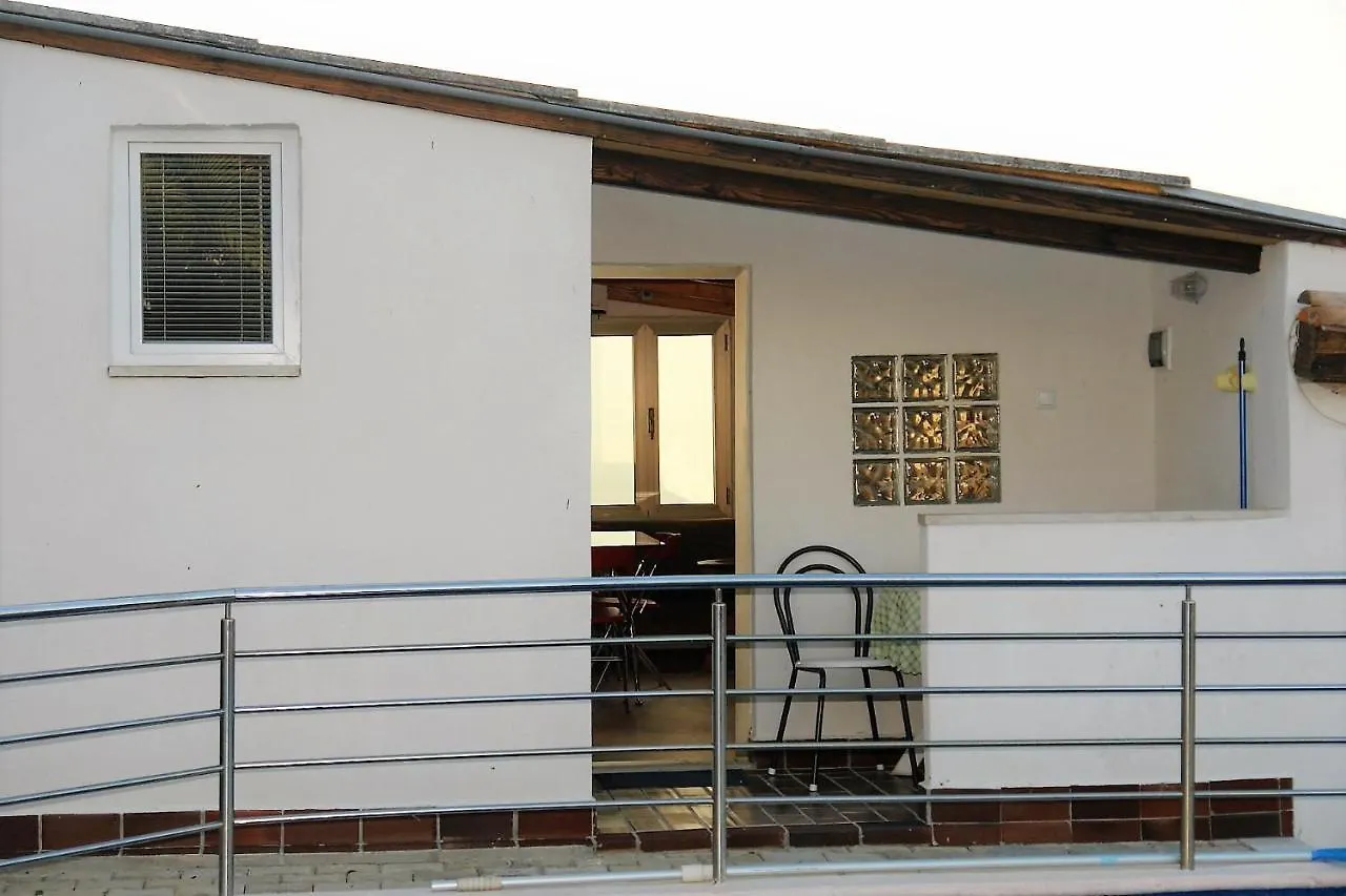 Apartmani Milokanovic Funtana Apartment