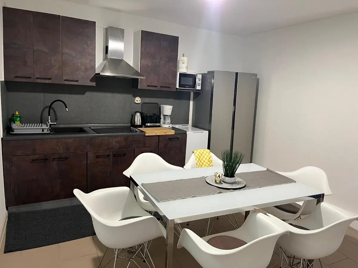 Apartmani Milokanovic Funtana Apartment