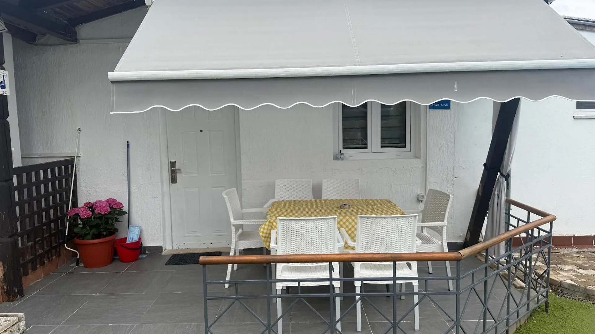 Apartmani Milokanovic Funtana Apartment